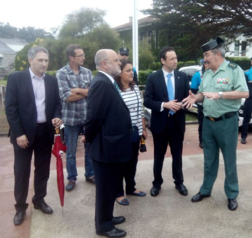 De izquierda a derecha, el gerente del Servicio de Emergencias del Principado de Asturias (SEPA), Antonio del Corro; el director general de Justicia e Interior, Jos Luis Villaverde; la alcaldesa de Ribadesella, Rosario Fernndez; el consejero de Presiden