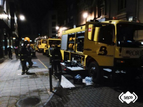 Bomberos del SEPA en el lugar de la intervencin