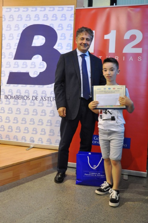 MODALIDAD B. Primer Premio. Illn Daz Garca. C.P. Elena Snchez Tamargo (Laviana)