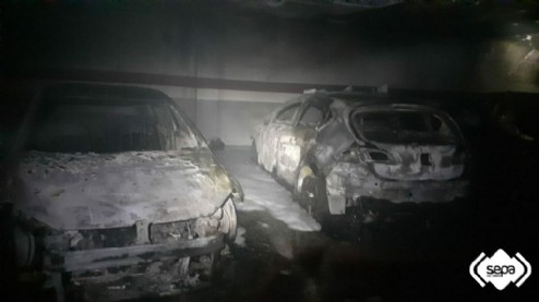 Estado en el que quedaron parte de los vehculos afectados por el incendio