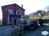 Bomberos en el incendio de la casa de Santa Mara, en Grandas de Salime.