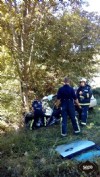 Bomberos del SEPA del parque de Llanes en el accidente de trfico de Santianes, Ribadesella.