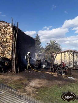 Bomberos en Acebedo, Grado.