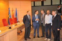 Un momento del acto de prensentacin