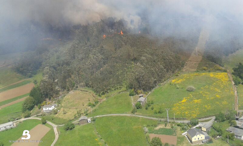 Foto area de incendio en Villar de Serandinas 4