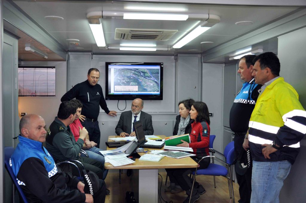 El Director de Interior en el PMA instalado en la localidad de Loredo