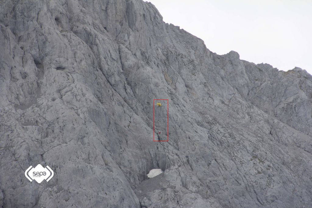 RESCATE EN PEÑA SANTA DE CASTILLA, CANGAS DE ONÍS.